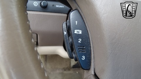 1996 Lexus LS400 image 96