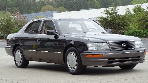 1996 Lexus LS400 image 25