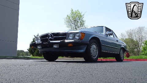 1987 Mercedes-Benz 560SL image 29