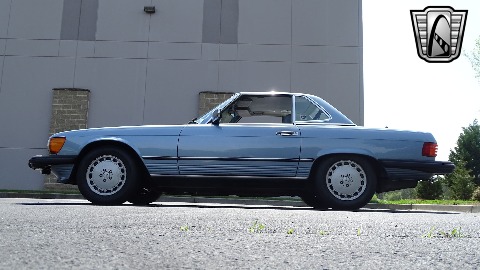 1987 Mercedes-Benz 560SL image 32