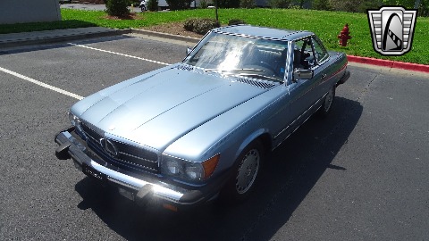 1987 Mercedes-Benz 560SL image 7