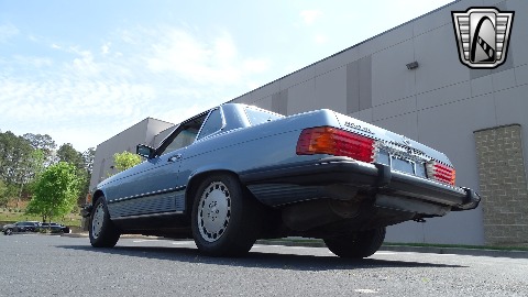1987 Mercedes-Benz 560SL image 11