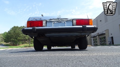1987 Mercedes-Benz 560SL image 14