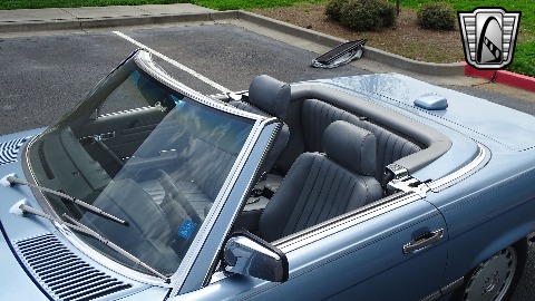1987 Mercedes-Benz 560SL image 118