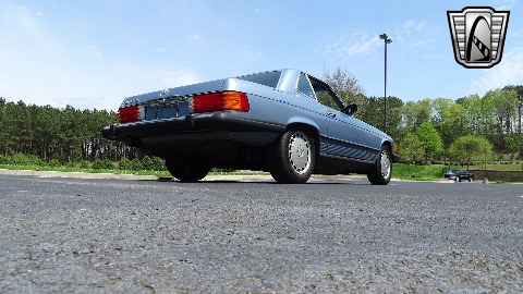 1987 Mercedes-Benz 560SL image 41