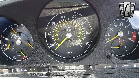 1987 Mercedes-Benz 560SL image 67