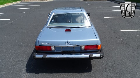 1987 Mercedes-Benz 560SL image 16