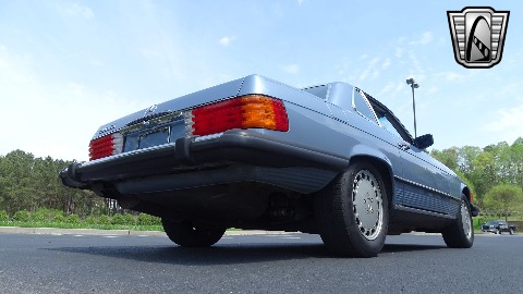 1987 Mercedes-Benz 560SL image 17