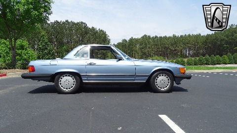1987 Mercedes-Benz 560SL image 45