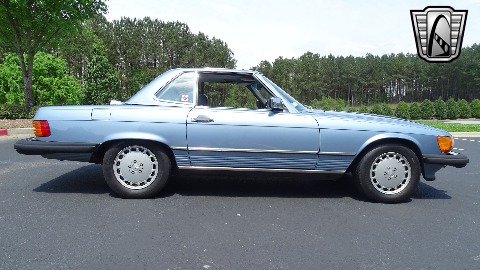1987 Mercedes-Benz 560SL image 21