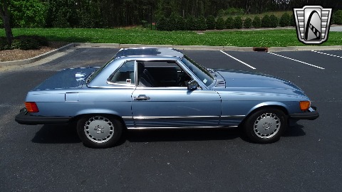 1987 Mercedes-Benz 560SL image 22