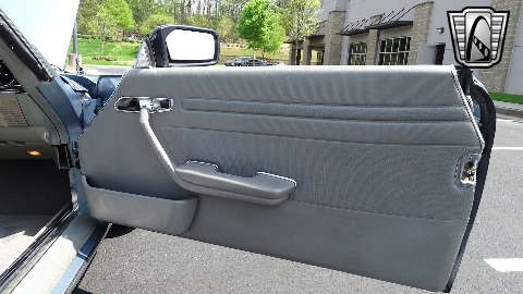 1987 Mercedes-Benz 560SL image 76