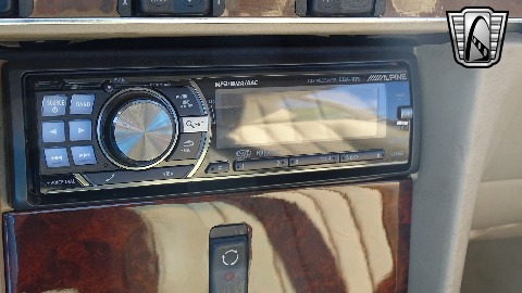 1989 Mercedes-Benz 560SL image 95