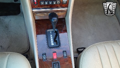 1989 Mercedes-Benz 560SL image 97