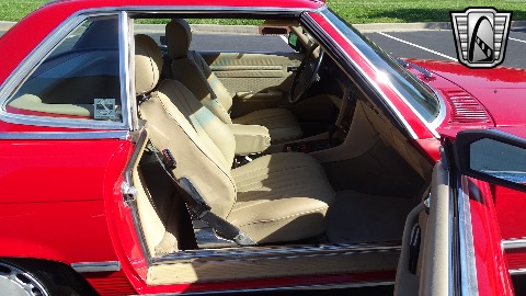 1989 Mercedes-Benz 560SL image 103