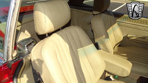 1989 Mercedes-Benz 560SL image 105