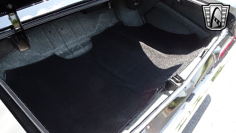 1966 Chevrolet Impala image 109