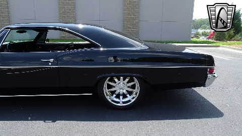 1966 Chevrolet Impala image 37