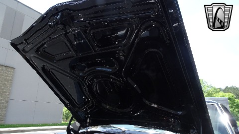 1966 Chevrolet Impala image 96