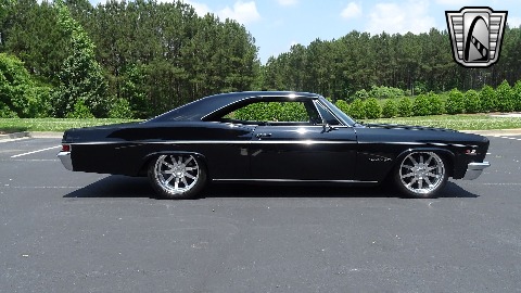 1966 Chevrolet Impala image 21