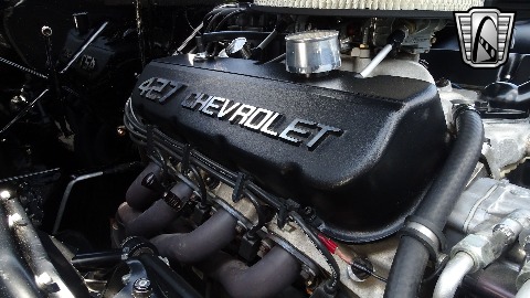 1966 Chevrolet Impala image 102