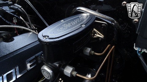 1966 Chevrolet Impala image 104