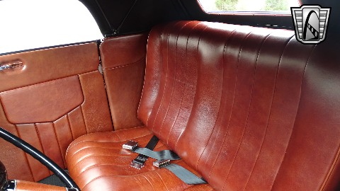 1932 Ford Roadster image 85