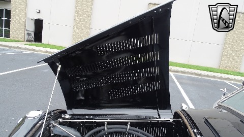 1932 Ford Roadster image 65