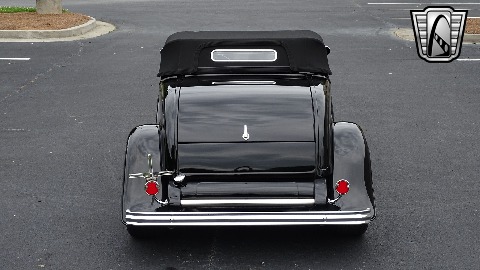 1932 Ford Roadster image 17