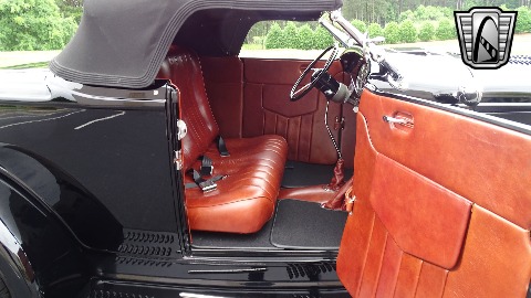 1932 Ford Roadster image 97