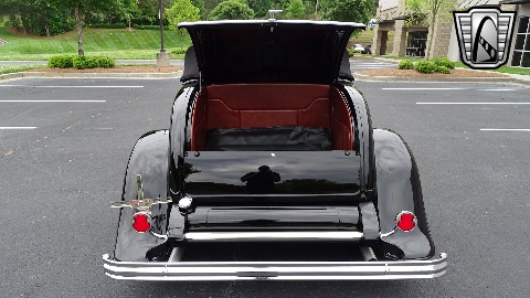 1932 Ford Roadster image 72