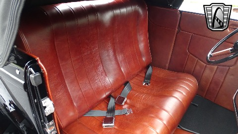 1932 Ford Roadster image 99