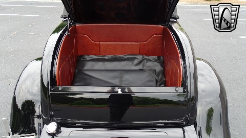 1932 Ford Roadster image 74