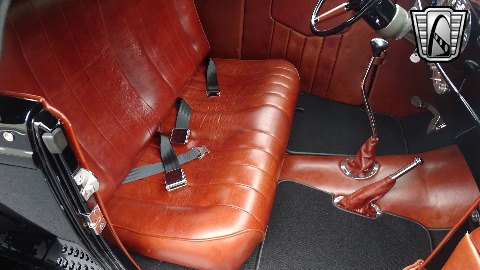 1932 Ford Roadster image 100