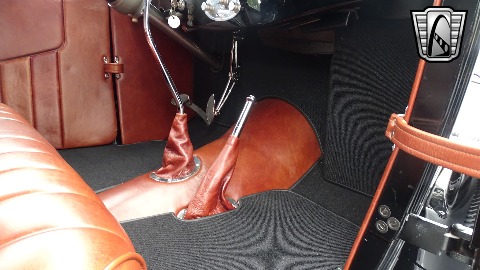 1932 Ford Roadster image 102