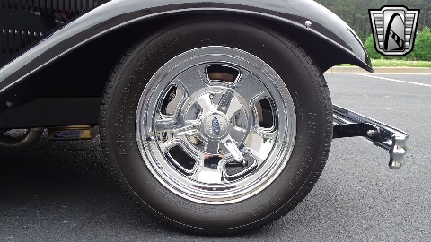 1932 Ford Roadster image 103