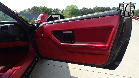 1985 Chevrolet Corvette image 82