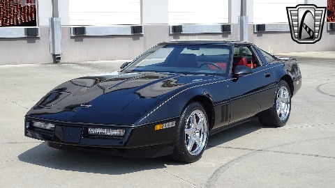 1985 Chevrolet Corvette image 7