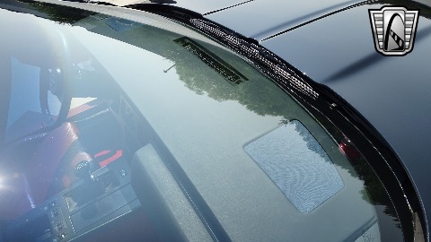 1985 Chevrolet Corvette image 86