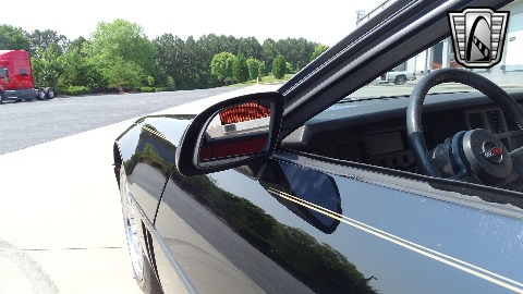 1985 Chevrolet Corvette image 62