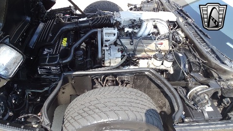 1985 Chevrolet Corvette image 91