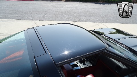 1985 Chevrolet Corvette image 69