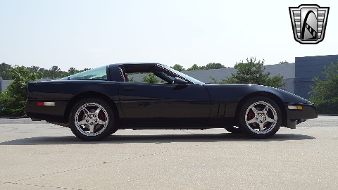 1985 Chevrolet Corvette image 21