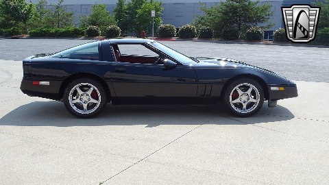 1985 Chevrolet Corvette image 22