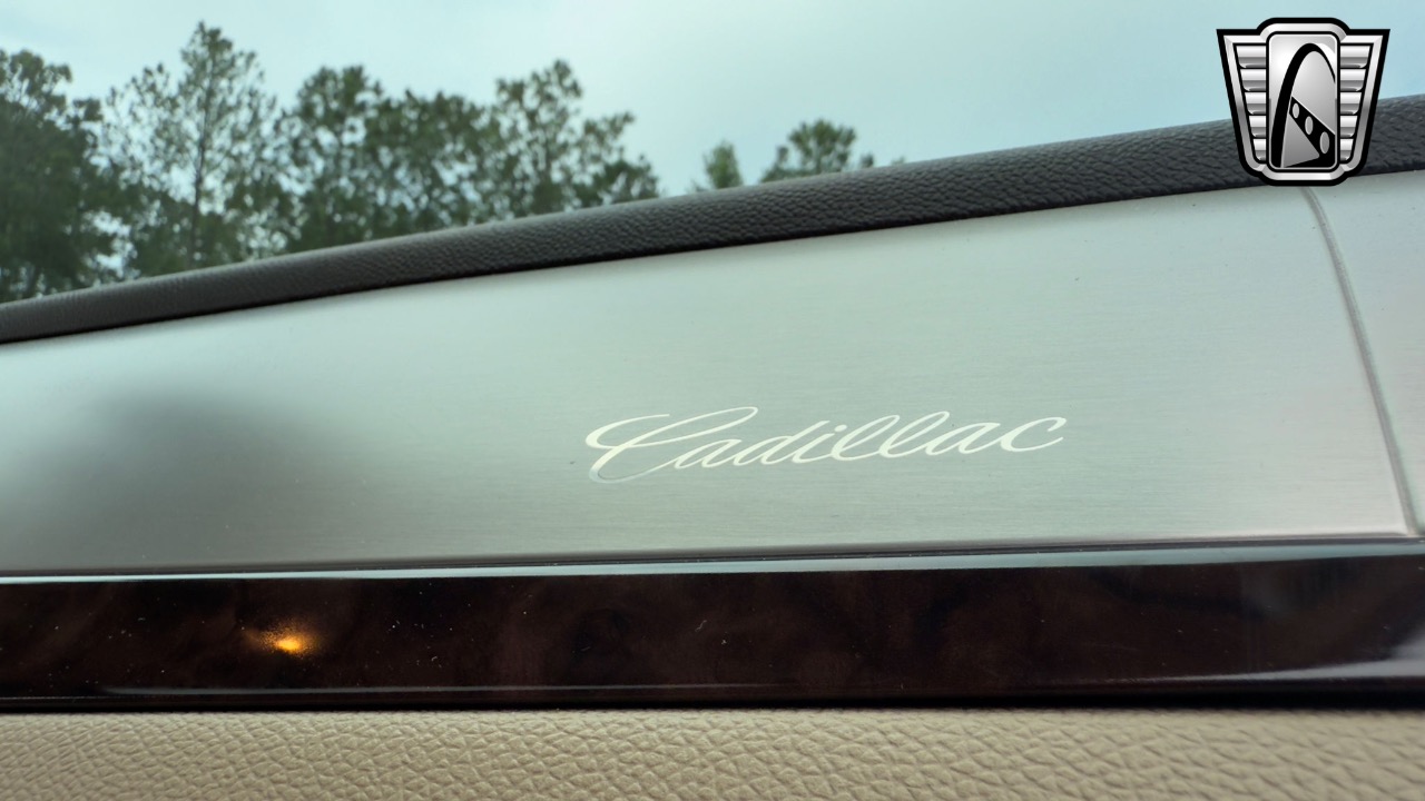 2009 Cadillac Escalade EXT. 24