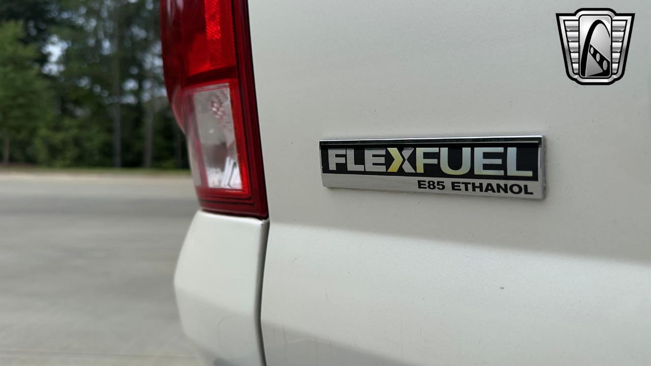 2009 Cadillac Escalade EXT. 26