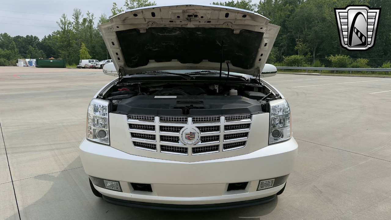 2009 Cadillac Escalade EXT. 10
