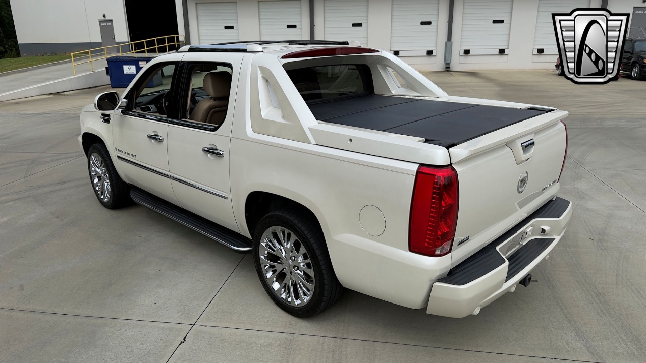 2009 Cadillac Escalade EXT. 42