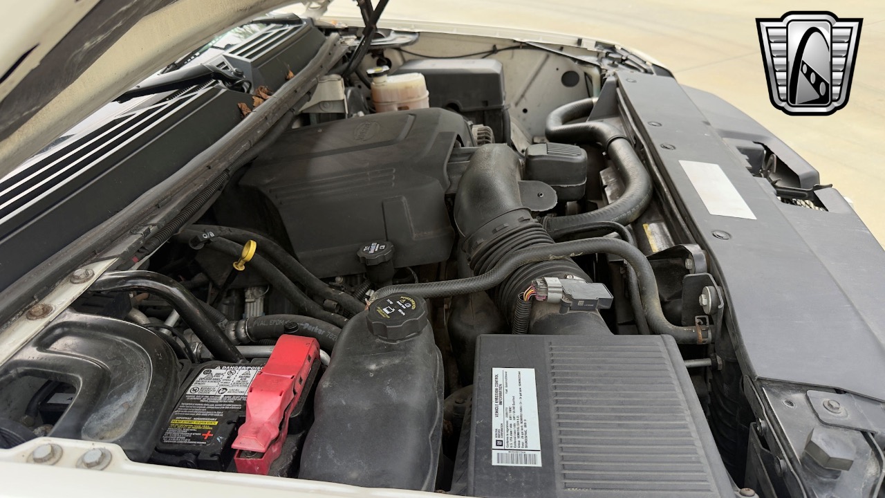 2009 Cadillac Escalade EXT. 86