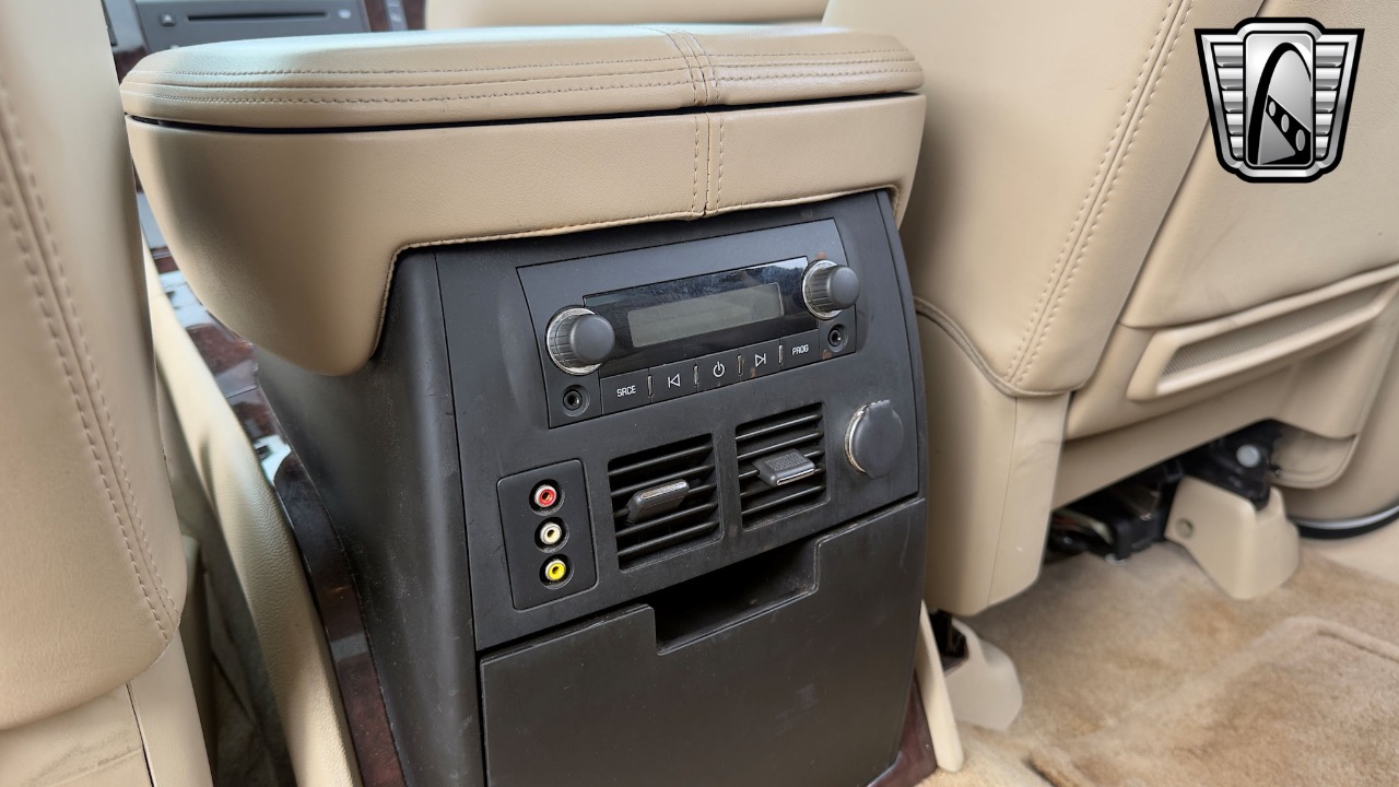 2009 Cadillac Escalade EXT. 20